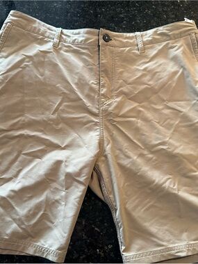 Quiksilver Men's amphibious Khaki/Tan Chino Shorts